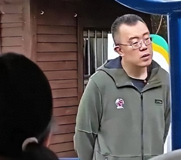 爱游戏平台体验-他是CBA4冠王，退役拒百万年薪，过朝九晚五生活，妻子是美丽空姐|韩德君|辽宁队|中锋|中国篮球|nba_新浪体育_新浪新闻